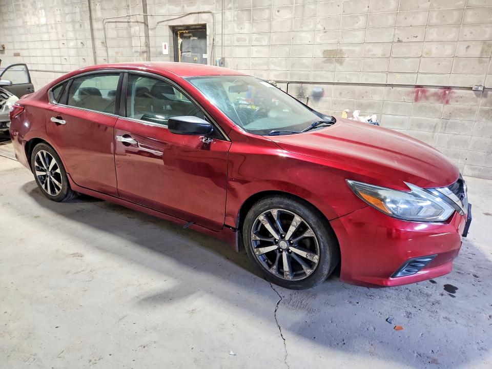 56197106 :رقم المزاد ، 1N4AL3APXHC249883 vin ، 2017 Nissan Altima مزاد بيع