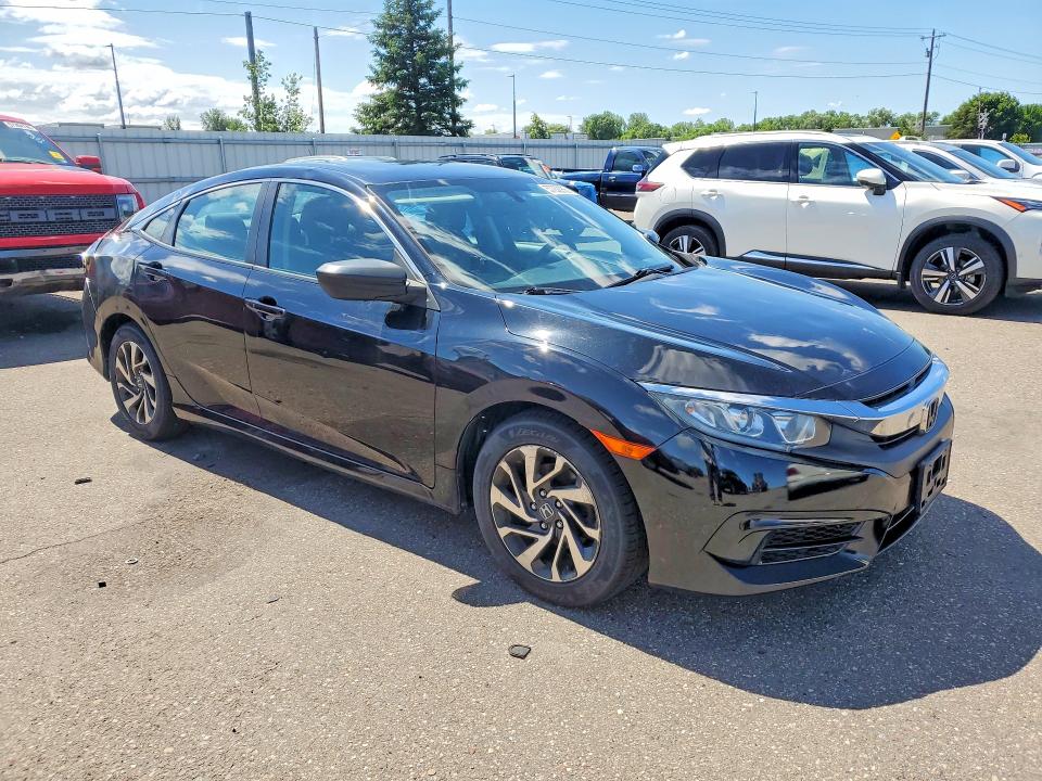 57202956 :رقم المزاد ، 2HGFC2F75JH503944 vin ، 2018 Honda Civic مزاد بيع