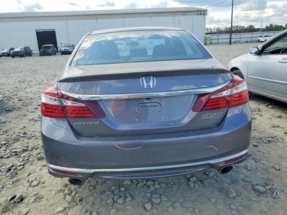 2017 Honda Accord მანქანა იყიდება აუქციონზე, vin: 1HGCR2F14HA070820, აუქციონის ნომერი: 55787946