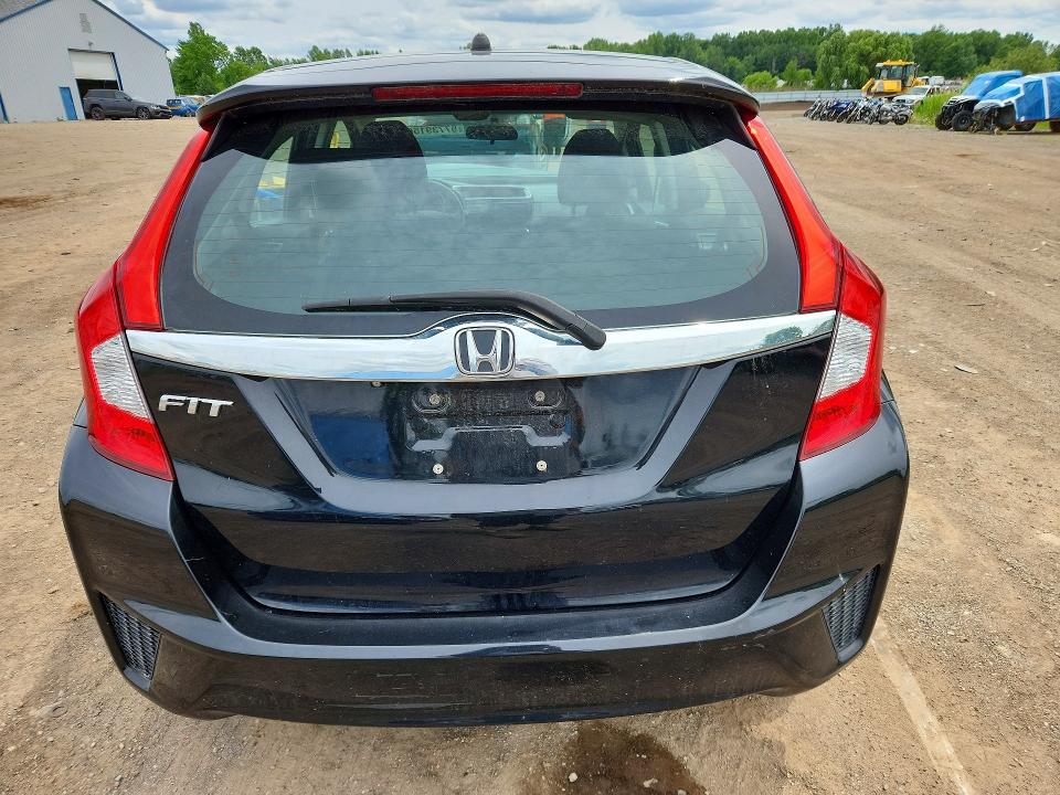 2015 Honda Fit მანქანა იყიდება აუქციონზე, vin: 3HGGK5H87FM706812, აუქციონის ნომერი: 57739156