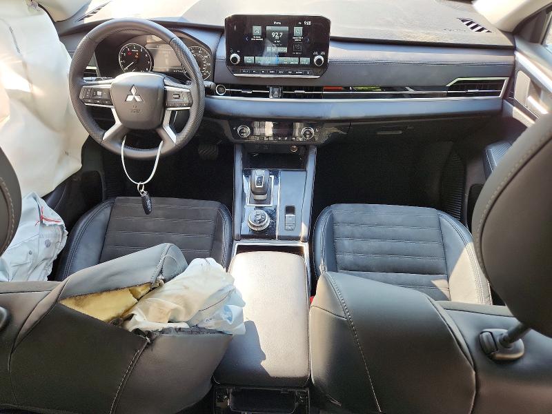 56580536 :رقم المزاد ، JA4J4UA8XPZ044642 vin ، 2023 Mitsubishi Outlander مزاد بيع