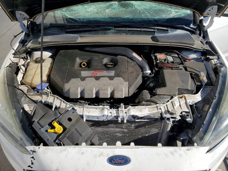 Продажа на аукционе авто 2015 Ford Focus, vin: 1FADP3L98FL369291, номер лота: 57048546
