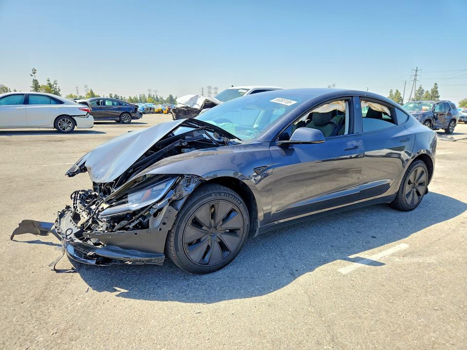 56080186 :رقم المزاد ، 5YJ3E1EA4SF988846 vin ، 2025 Tesla Model 3 مزاد بيع