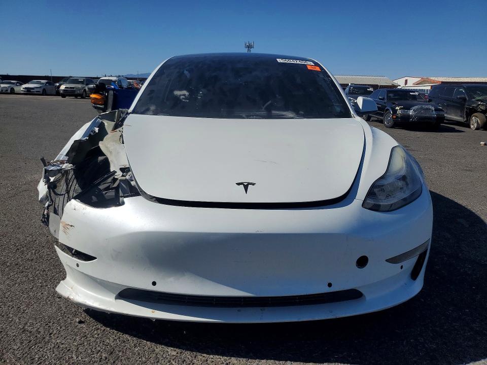 56042406 :رقم المزاد ، 5YJ3E1EB5KF512789 vin ، 2019 Tesla Model 3 مزاد بيع