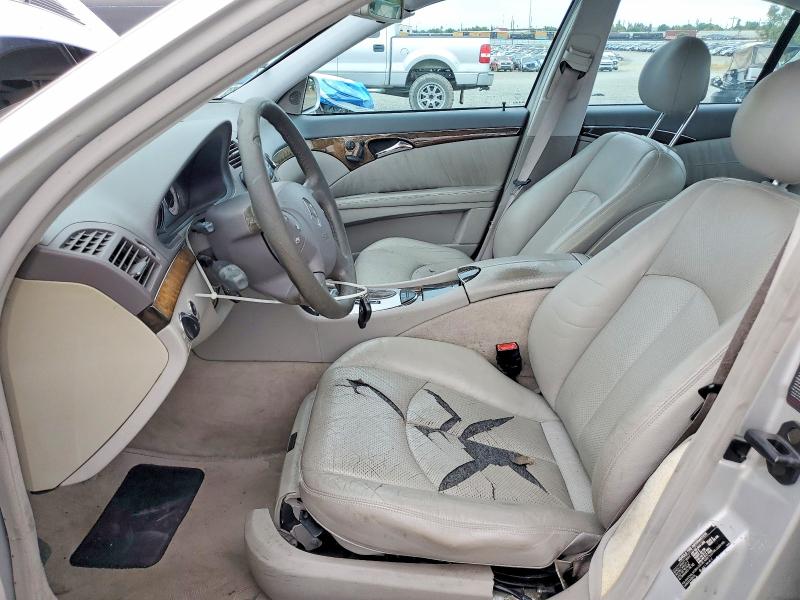 2004 Mercedes-benz E მანქანა იყიდება აუქციონზე, vin: WDBUF65J44A500553, აუქციონის ნომერი: 56461726