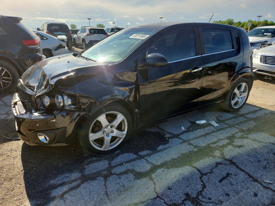55819586 :رقم المزاد ، 1G1JE6SB1G4139203 vin ، 2016 Chevrolet Sonic مزاد بيع