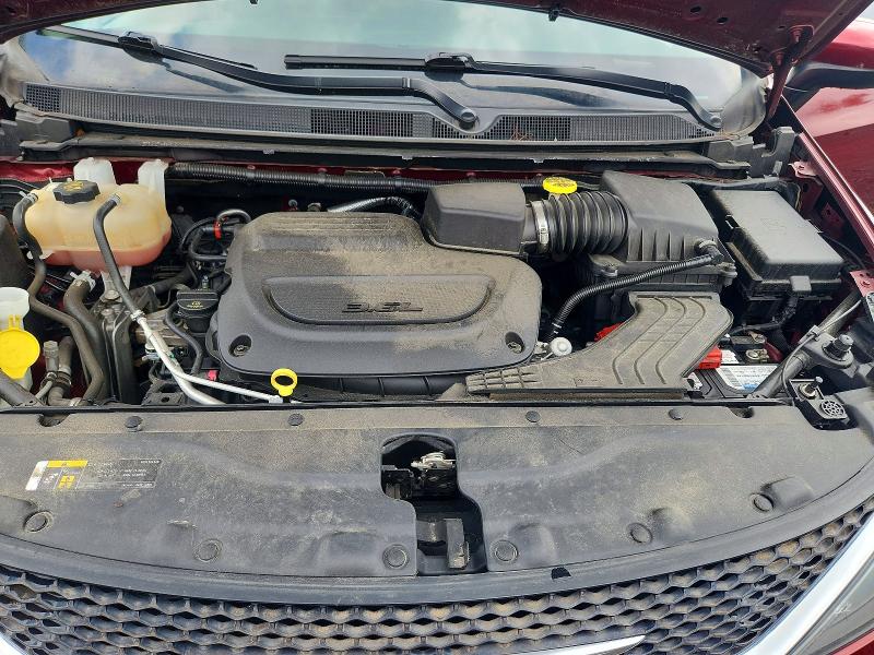 57536766 :رقم المزاد ، 2C4RC1DG6MR533865 vin ، 2021 Chrysler Voyager مزاد بيع