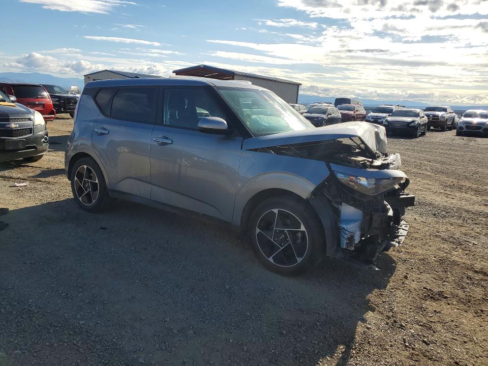 Продажа на аукционе авто 2023 Kia Soul, vin: KNDJ33AU0P7847939, номер лота: 55077256