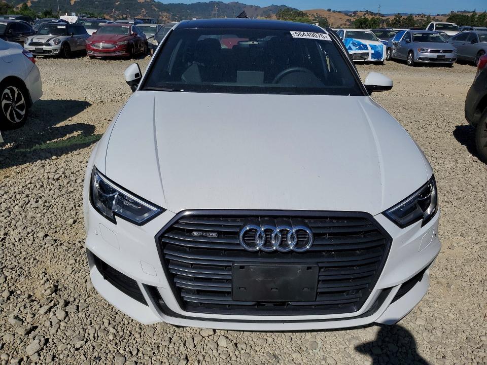 56449076 :رقم المزاد ، WAUBEGFF3LA100233 vin ، 2020 Audi A3 مزاد بيع