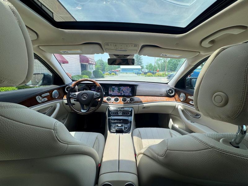 2017 Mercedes-benz E მანქანა იყიდება აუქციონზე, vin: WDDZF4JB9HA118251, აუქციონის ნომერი: 56869026