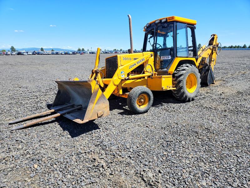 1986 John Deere 300d მანქანა იყიდება აუქციონზე, vin: T0300DA776842, აუქციონის ნომერი: 56527026