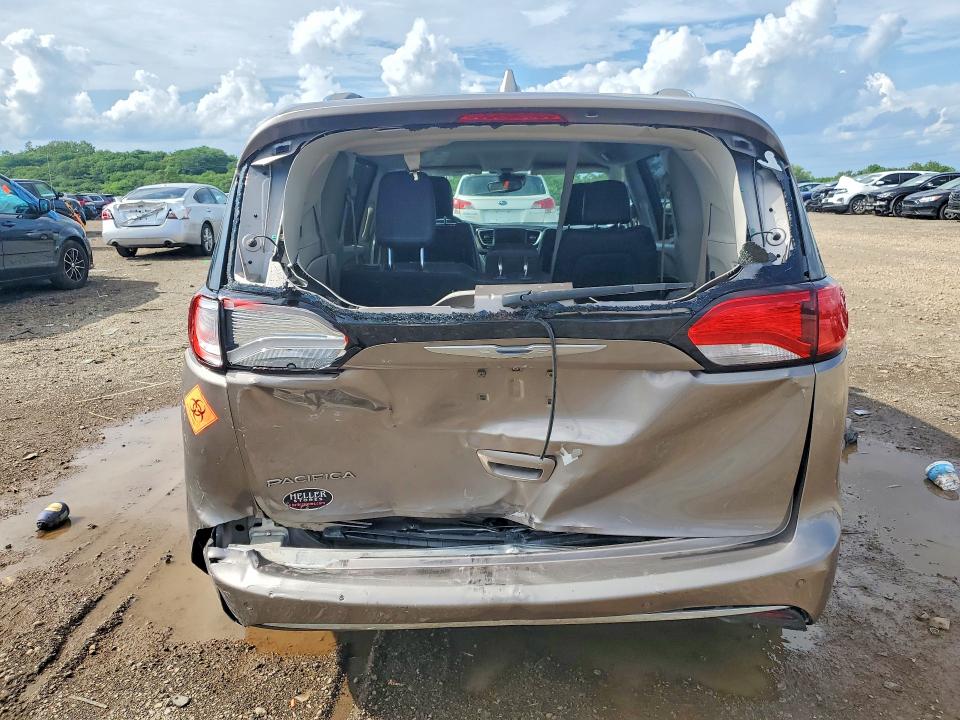 Продажа на аукционе авто 2017 Chrysler Pacifica, vin: 2C4RC1EGXHR669761, номер лота: 56685636