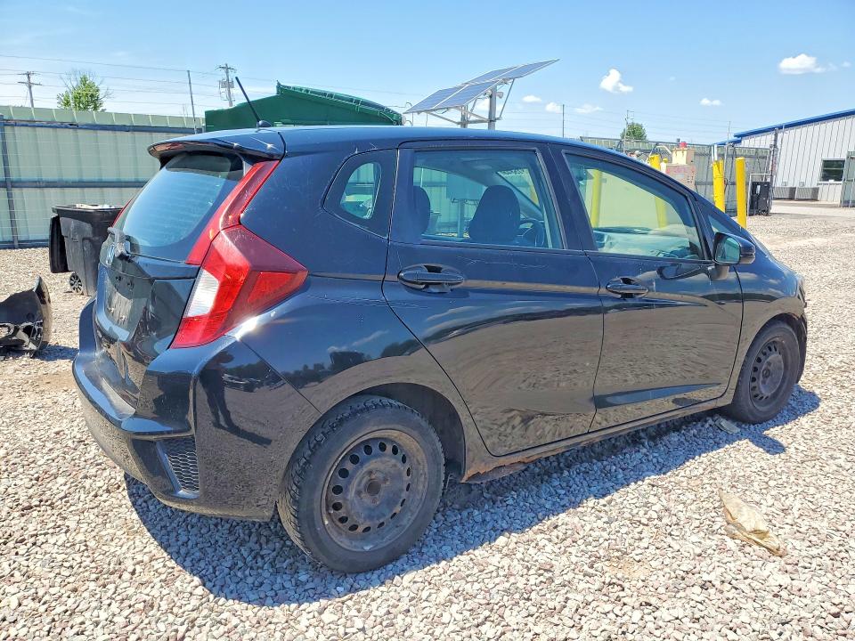 58815846 :رقم المزاد ، 3HGGK5G57FM754737 vin ، 2015 Honda Fit مزاد بيع