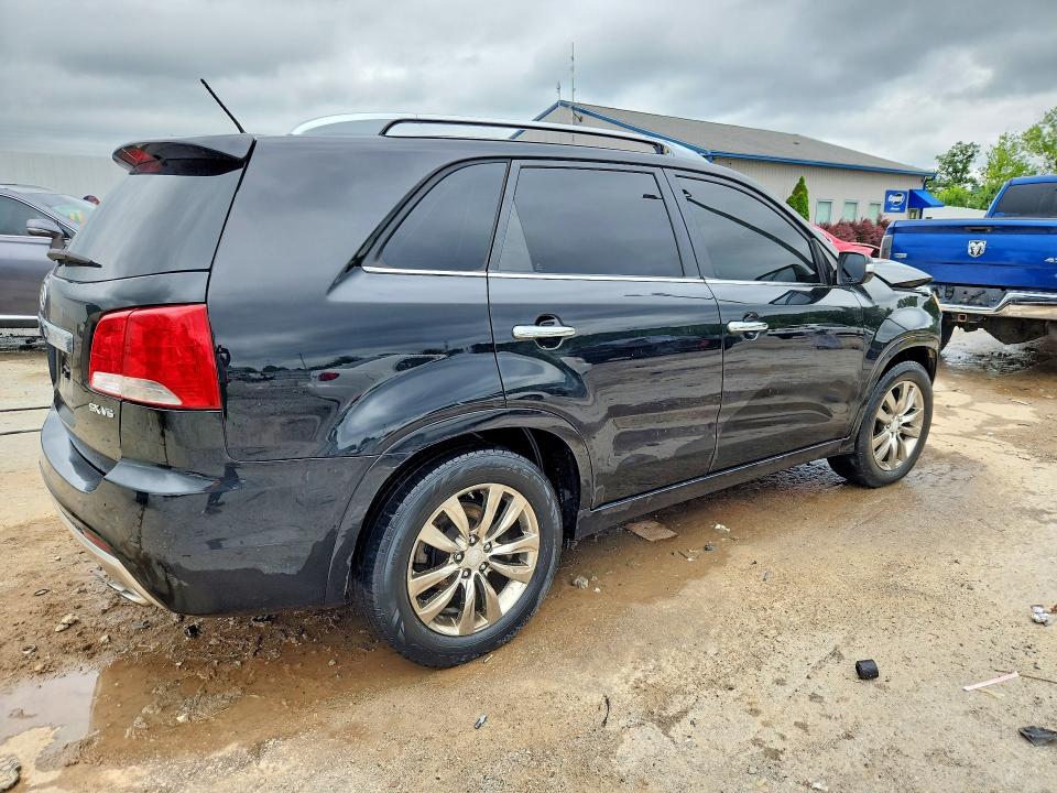 2011 Kia Sorento მანქანა იყიდება აუქციონზე, vin: 5XYKW4A20BG131392, აუქციონის ნომერი: 58205396