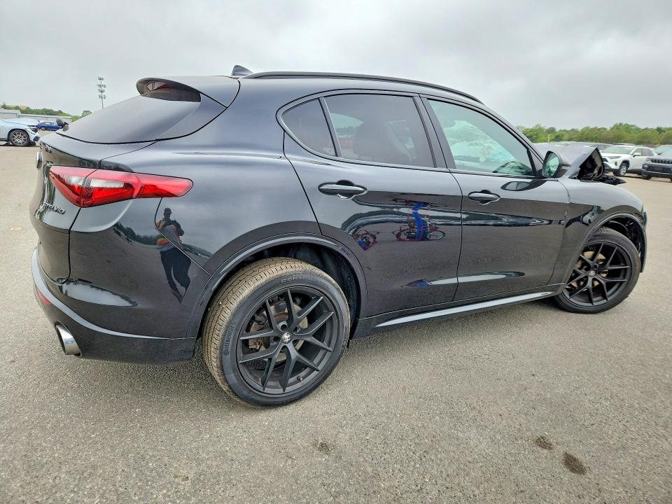 Продажа на аукционе авто 2021 Alfa Romeo Stelvio, vin: ZASPAKBN7M7D19531, номер лота: 57011866