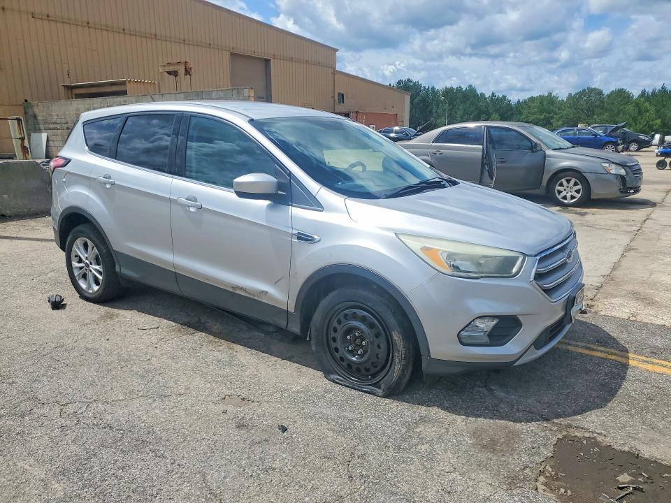 58118526 :رقم المزاد ، 1FMCU9GD5HUC97491 vin ، 2017 Ford Escape مزاد بيع