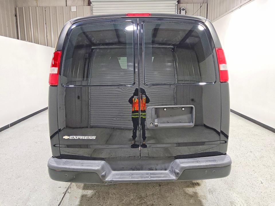 Aukcja sprzedaży 2023 Chevrolet Express G2500, vin: 1GCWGAFP1P1108731, numer aukcji: 61814486