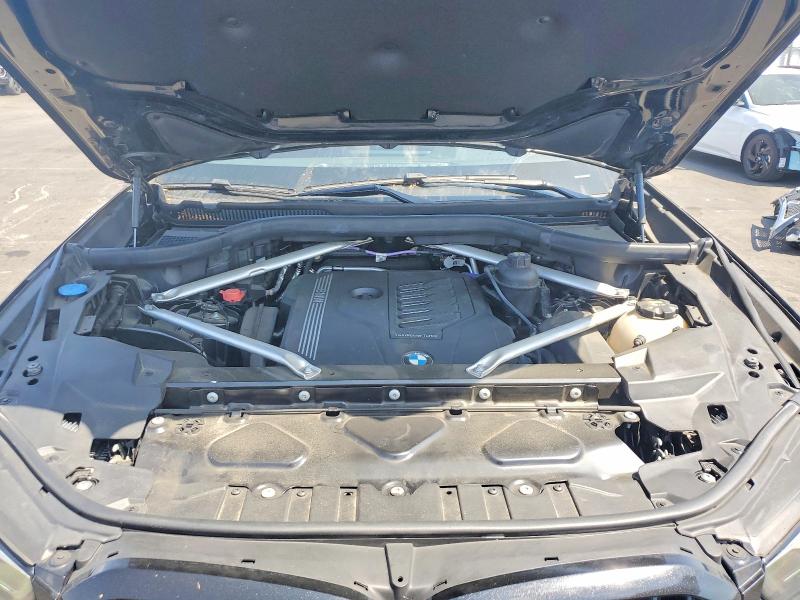 58151726 :رقم المزاد ، 5UXCR4C03M9G06563 vin ، 2021 Bmw X5 مزاد بيع