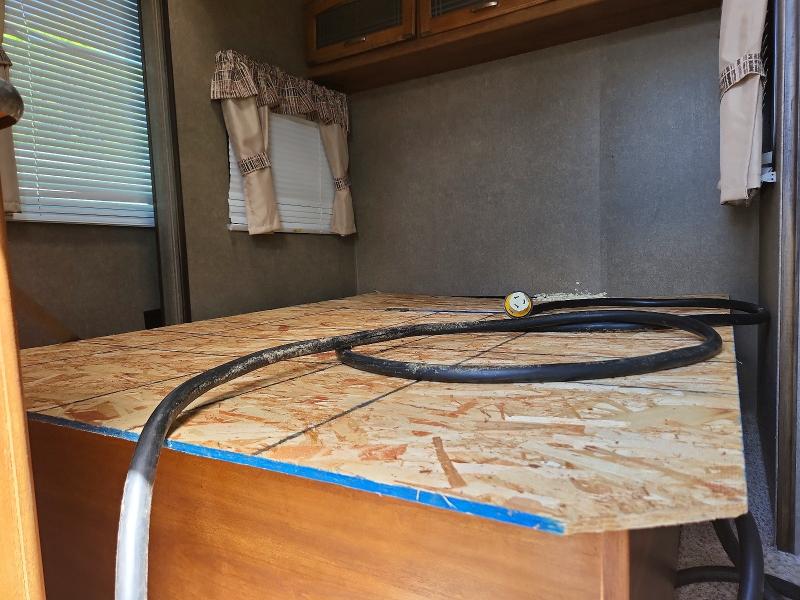 56942456 :رقم المزاد ، 4YDT38F24G3102922 vin ، 2016 Keystone Rv Springdale Series مزاد بيع