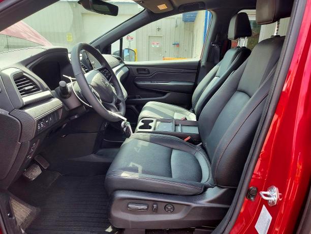 55358736 :رقم المزاد ، 5FNRL6H7XSB041050 vin ، 2025 Honda Odyssey مزاد بيع