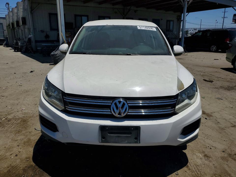 57148936 :رقم المزاد ، WVGAV3AX3DW609732 vin ، 2013 Volkswagen Tiguan مزاد بيع