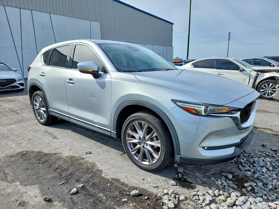 Продаж на аукціоні авто 2021 Mazda Cx-5, vin: JM3KFADM3M1358971, номер лоту: 55684026