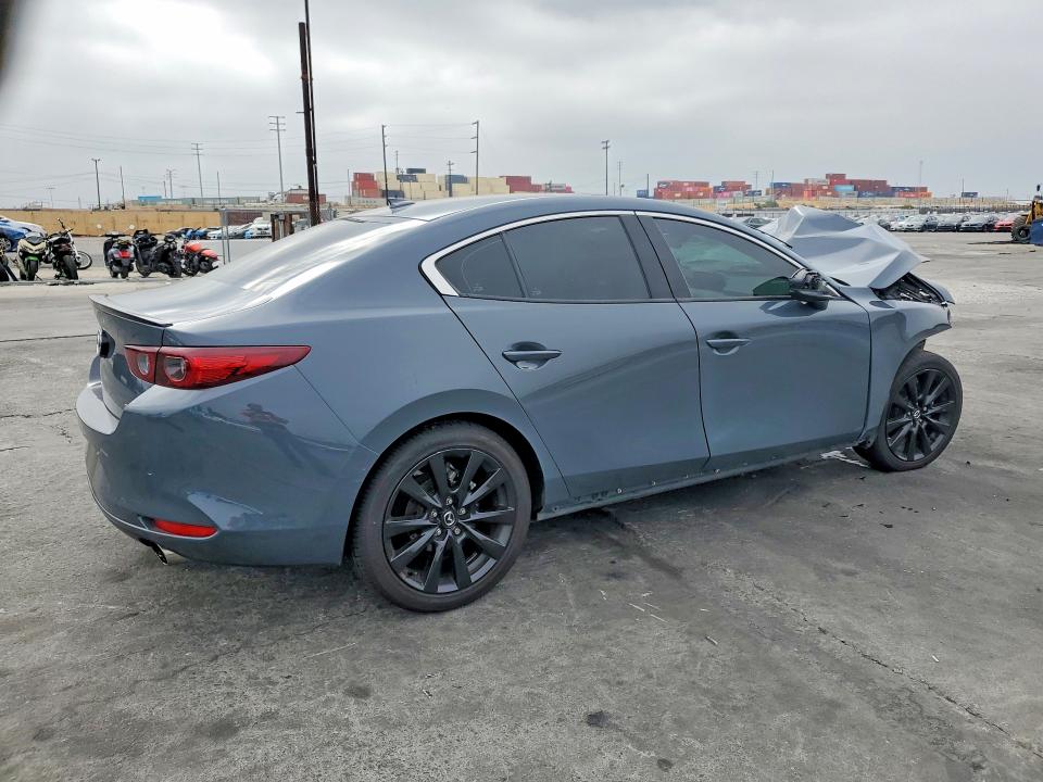 Продажа на аукционе авто 2023 Mazda 3, vin: 3MZBPBEY9PM372522, номер лота: 55463176