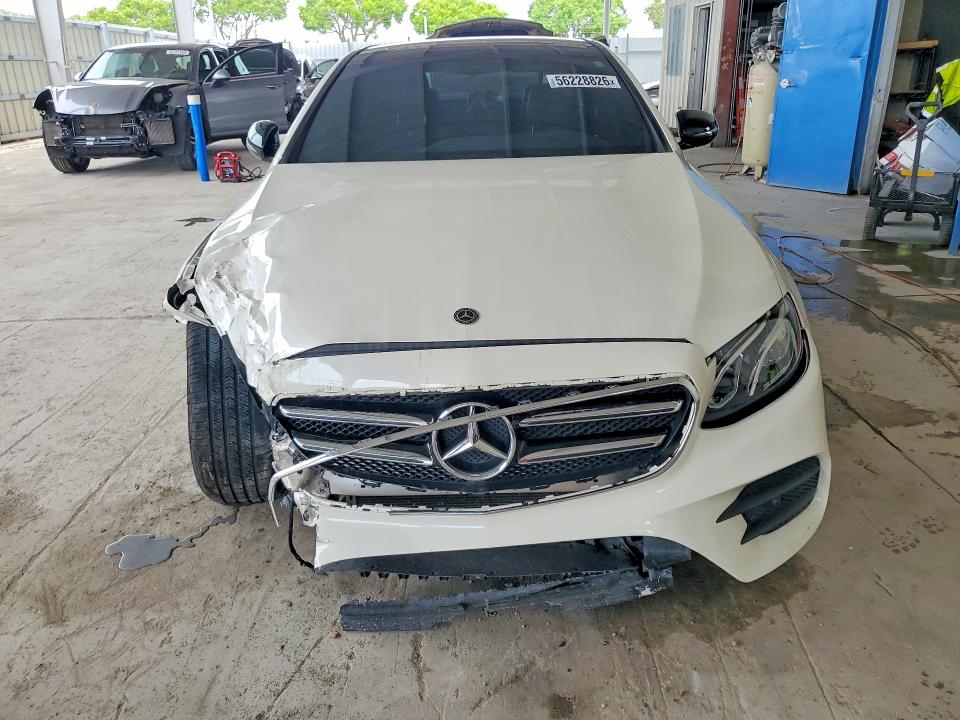 Продажа на аукционе авто 2020 Mercedes-benz E, vin: WDDZF8DB4LA719935, номер лота: 56228826
