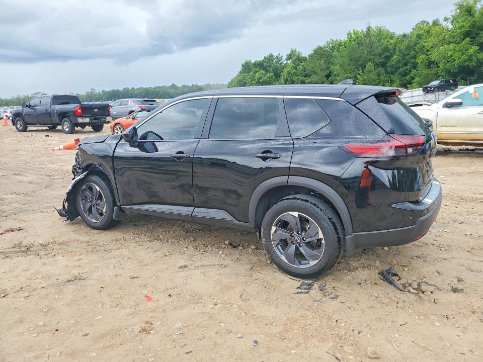 57690546 :رقم المزاد ، 5N1BT3BA8TC687668 vin ، 2026 Nissan Rogue مزاد بيع