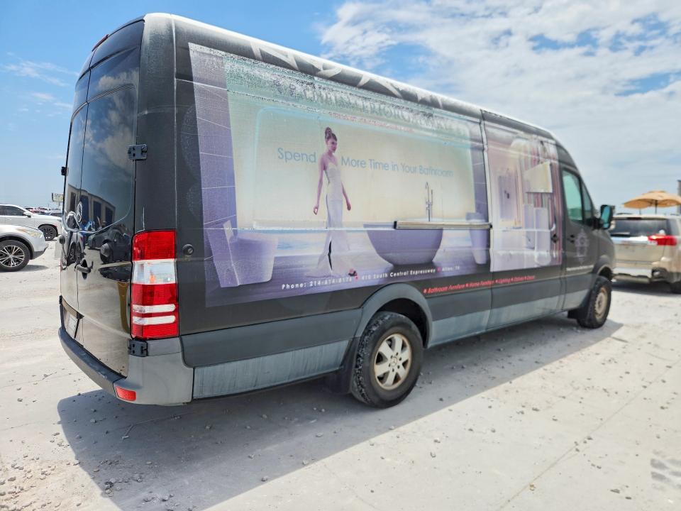 58629736 :رقم المزاد ، WD3PE8CC3C5717465 vin ، 2012 Mercedes-benz Sprinter مزاد بيع