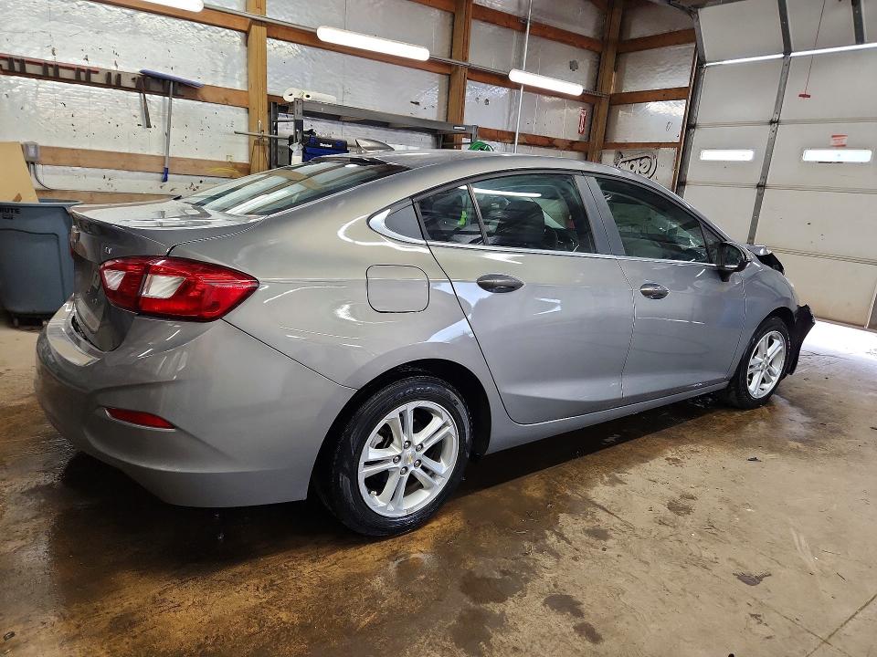 56418376 :رقم المزاد ، 1G1BE5SMXJ7140324 vin ، 2018 Chevrolet Cruze مزاد بيع