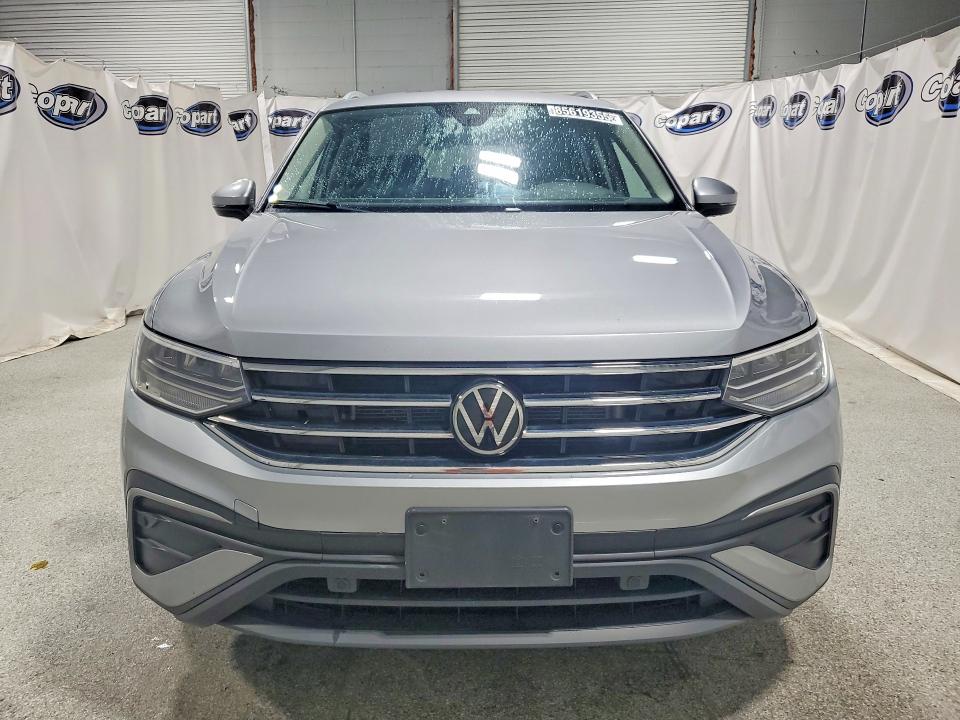 85619355 :رقم المزاد ، 3VV3B7AX2NM020672 vin ، 2022 Volkswagen Tiguan مزاد بيع