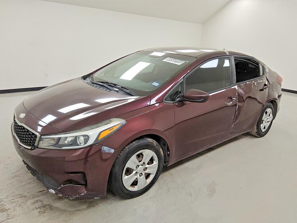 2018 Kia Forte მანქანა იყიდება აუქციონზე, vin: 3KPFK4A75JE258496, აუქციონის ნომერი: 58568956