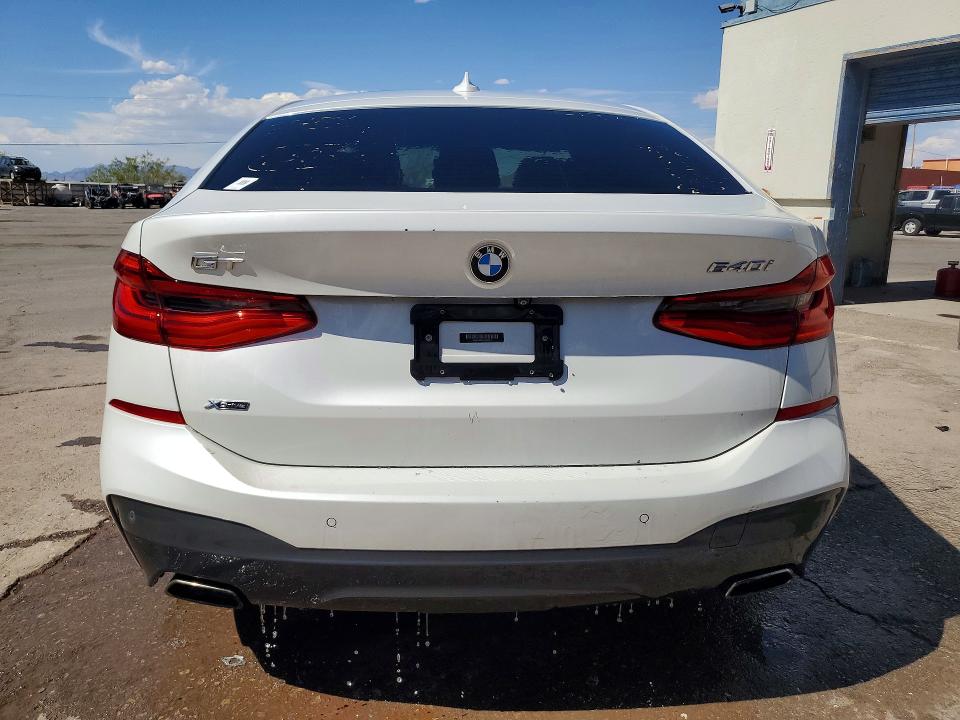 Продаж на аукціоні авто 2018 Bmw 640, vin: WBAJV6C5XJBJ99819, номер лоту: 58489116