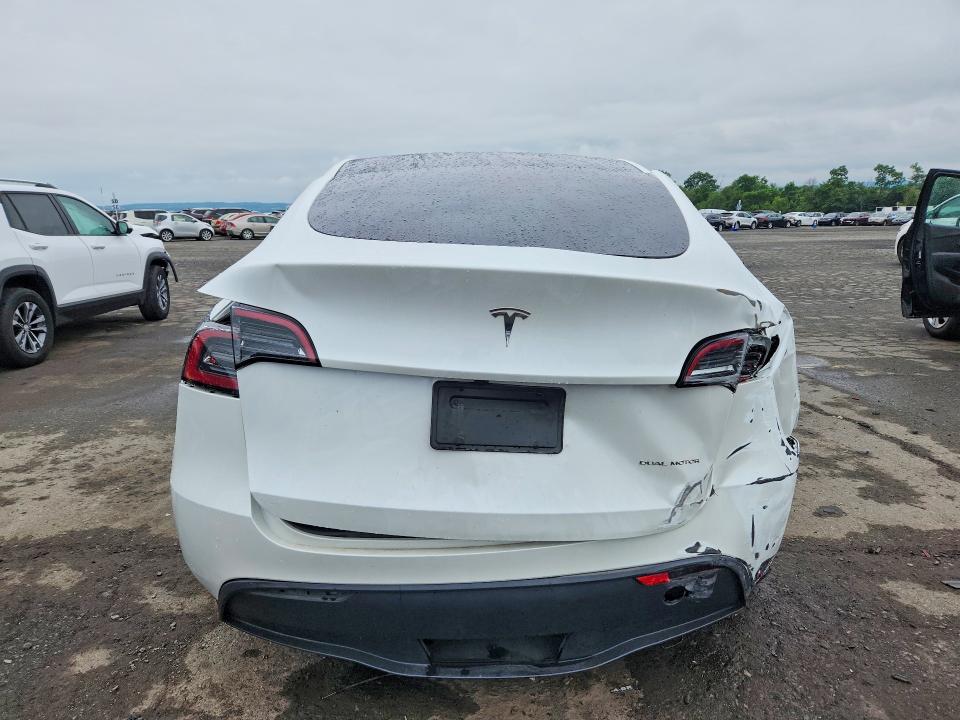 Продажа на аукционе авто 2024 Tesla Model Y, vin: 7SAYGDEE1RF197224, номер лота: 58239656