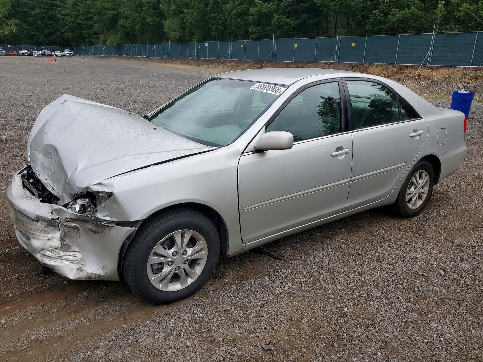 2004 Toyota Camry მანქანა იყიდება აუქციონზე, vin: 4T1BF32K04U068851, აუქციონის ნომერი: 58989966