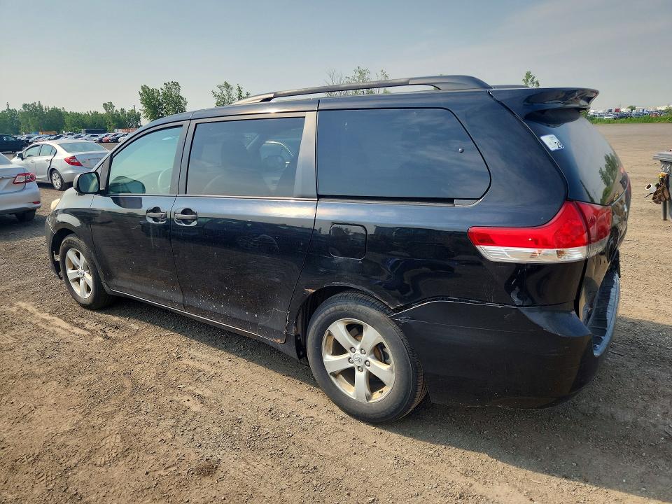 59095756 :رقم المزاد ، 5TDZK3DC9BS050290 vin ، 2011 Toyota Sienna مزاد بيع