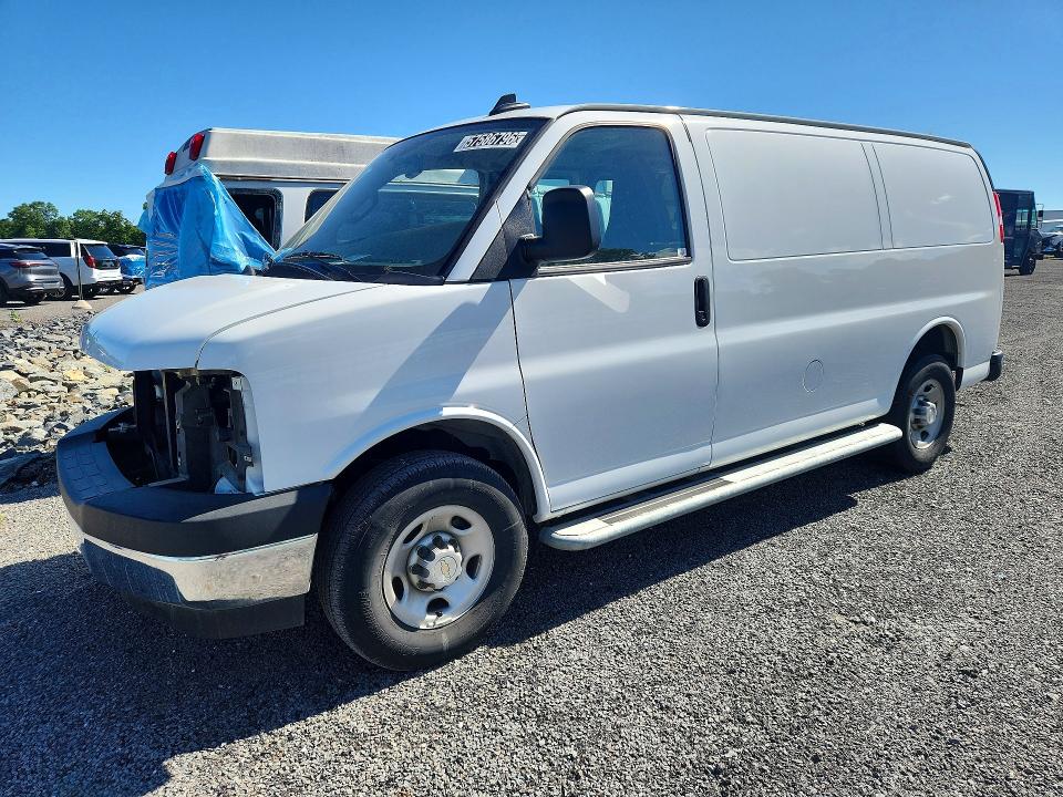 57586796 :رقم المزاد ، 1GCWGAFP9R1210474 vin ، 2024 Chevrolet Express G2500 مزاد بيع