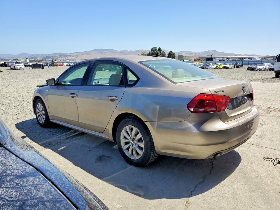 Продаж на аукціоні авто 2015 Volkswagen Passat, vin: 1VWAS7A32FC068384, номер лоту: 55890806