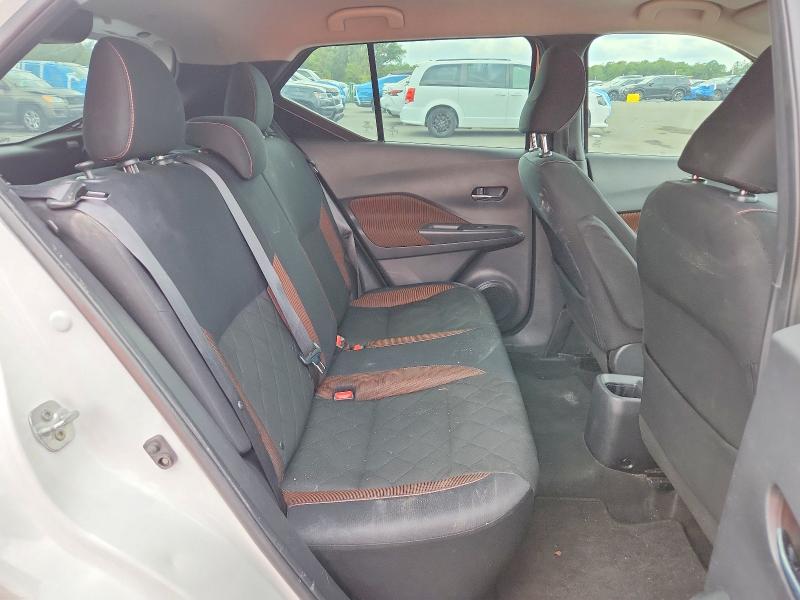 55363446 :رقم المزاد ، 3N1CP5CUXJL525434 vin ، 2018 Nissan Kicks مزاد بيع