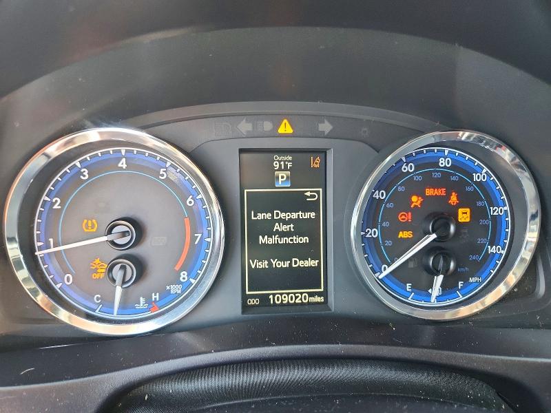 Продажа на аукционе авто 2017 Toyota Corolla, vin: 5YFBURHE6HP677900, номер лота: 56285936