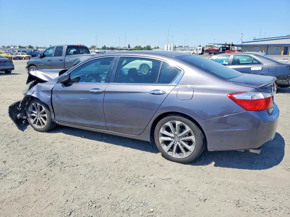 Auction sale of the 2015 Honda Accord, vin: 1HGCR2F52FA109064, lot number: 57085016