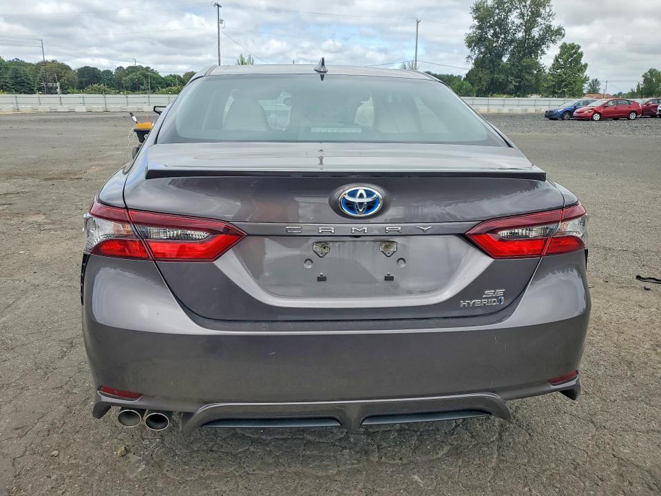2022 Toyota Camry Hybrid მანქანა იყიდება აუქციონზე, vin: 4T1G31AK7NU576367, აუქციონის ნომერი: 57731136
