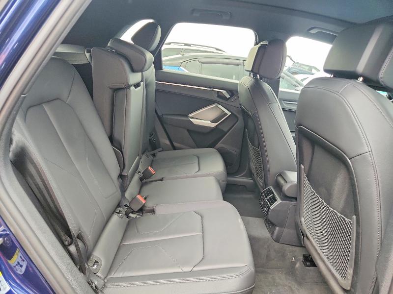 56296986 :رقم المزاد ، WA1EECF31S1084024 vin ، 2025 Audi Q3 مزاد بيع