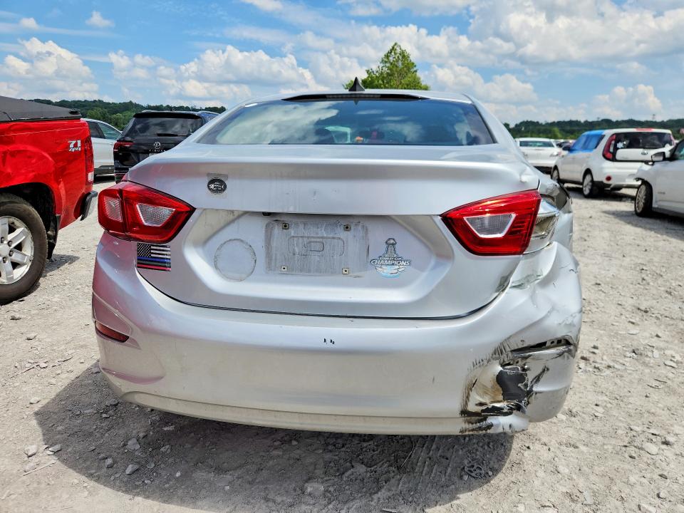 Продажа на аукционе авто 2018 Chevrolet Cruze, vin: 1G1BC5SM9J7129692, номер лота: 56057776