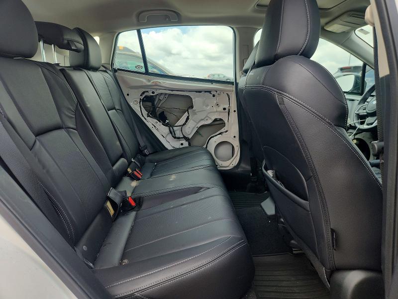 57412686 :رقم المزاد ، 4S3GTAU65J3716371 vin ، 2018 Subaru Impreza مزاد بيع