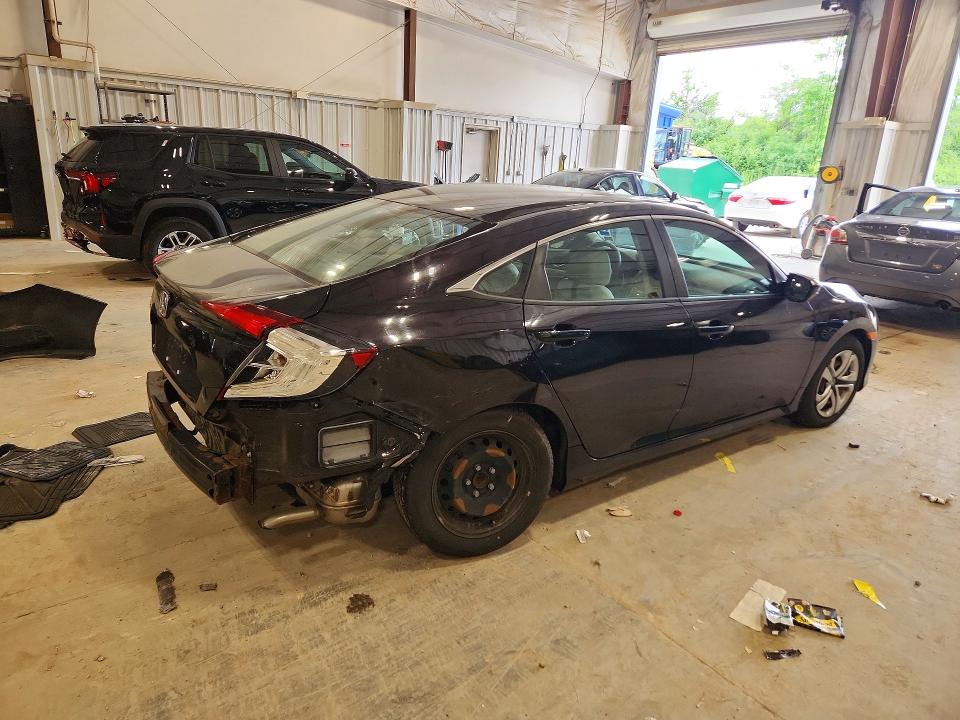57831626 :رقم المزاد ، 19XFC2F55HE069835 vin ، 2017 Honda Civic مزاد بيع