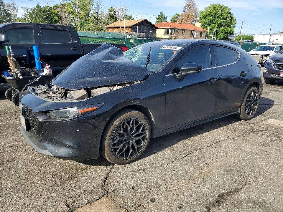 2021 Mazda 3 მანქანა იყიდება აუქციონზე, vin: JM1BPBJY5M1403461, აუქციონის ნომერი: 57404796