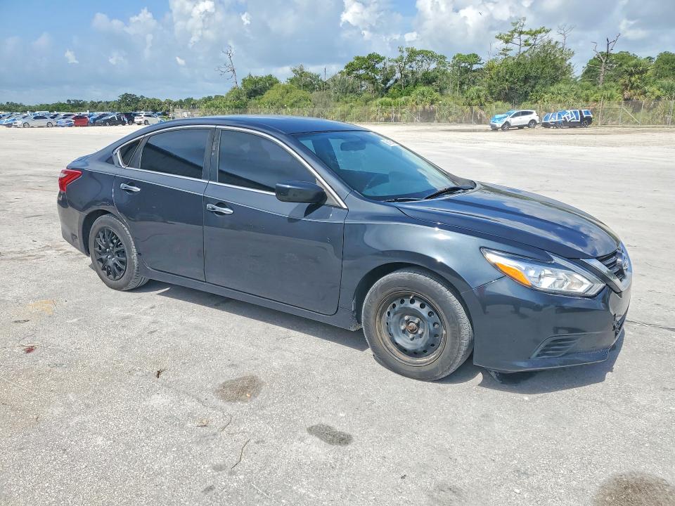 Продаж на аукціоні авто 2018 Nissan Altima, vin: 1N4AL3AP5JC478591, номер лоту: 56195476