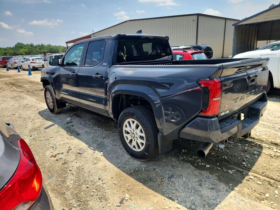 56303636 :رقم المزاد ، 3TMLB5JNXTM213215 vin ، 2026 Toyota Tacoma مزاد بيع